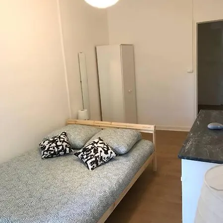 Daire P2 Au Coeur Du Centre De Nîmes